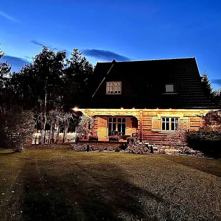 Sekata - Drewniany Z Jacuzzi Chalet